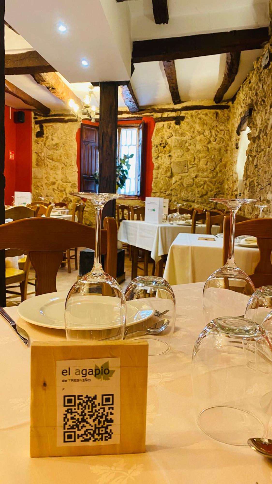 Hotel Restaurante Agapio De Tresnino Quintanilla de Onesimo Luaran gambar